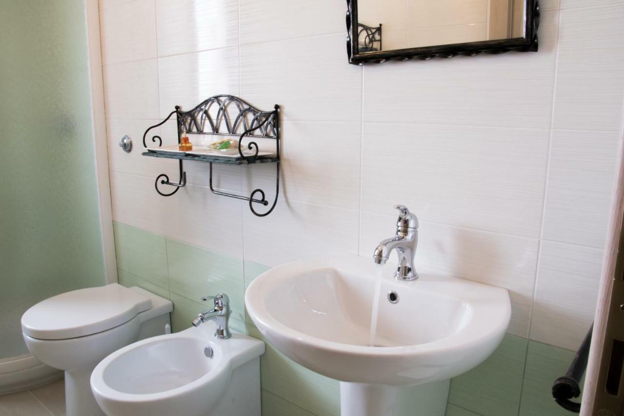 S'Eredeu Apartments Sestu Bagian luar foto